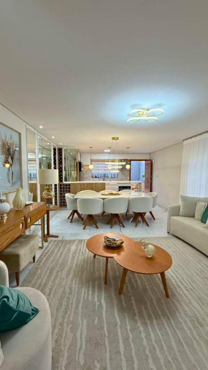 3f2e7ab3-ed3e-4209-af19-c6390000f8cd