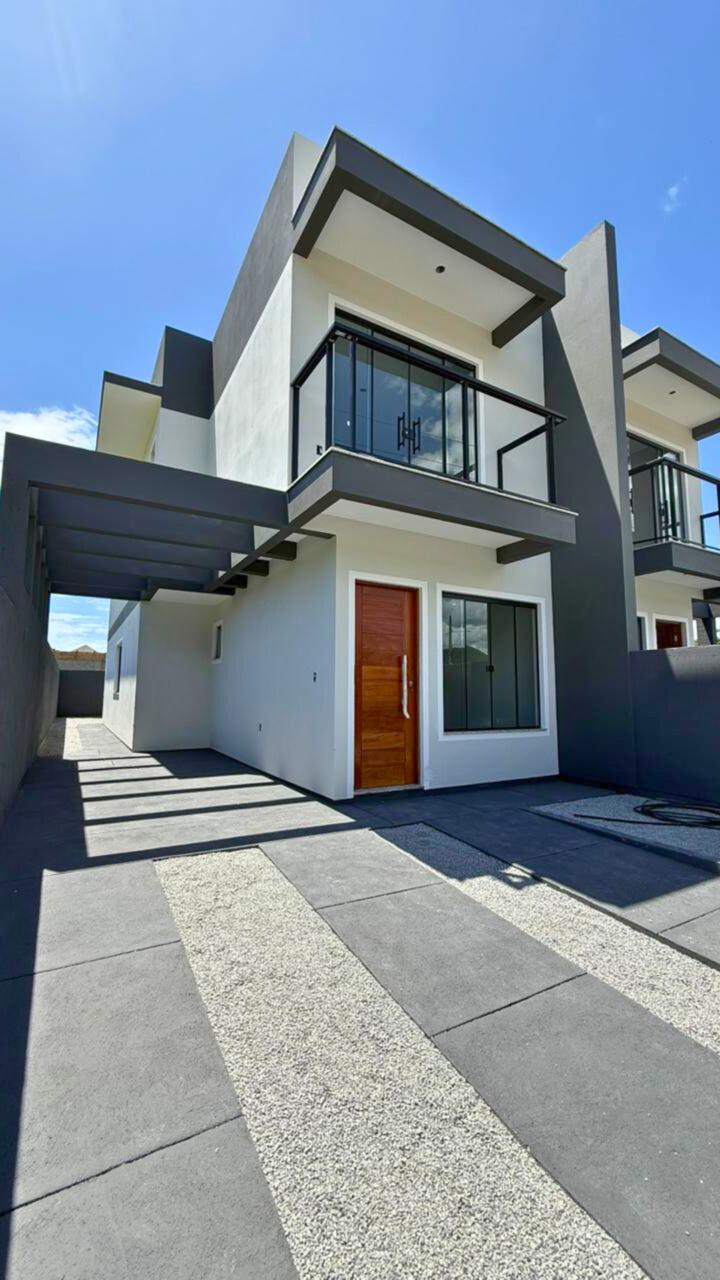 9ca667e7-57b5-4e6c-ad32-a93e8c8b0947