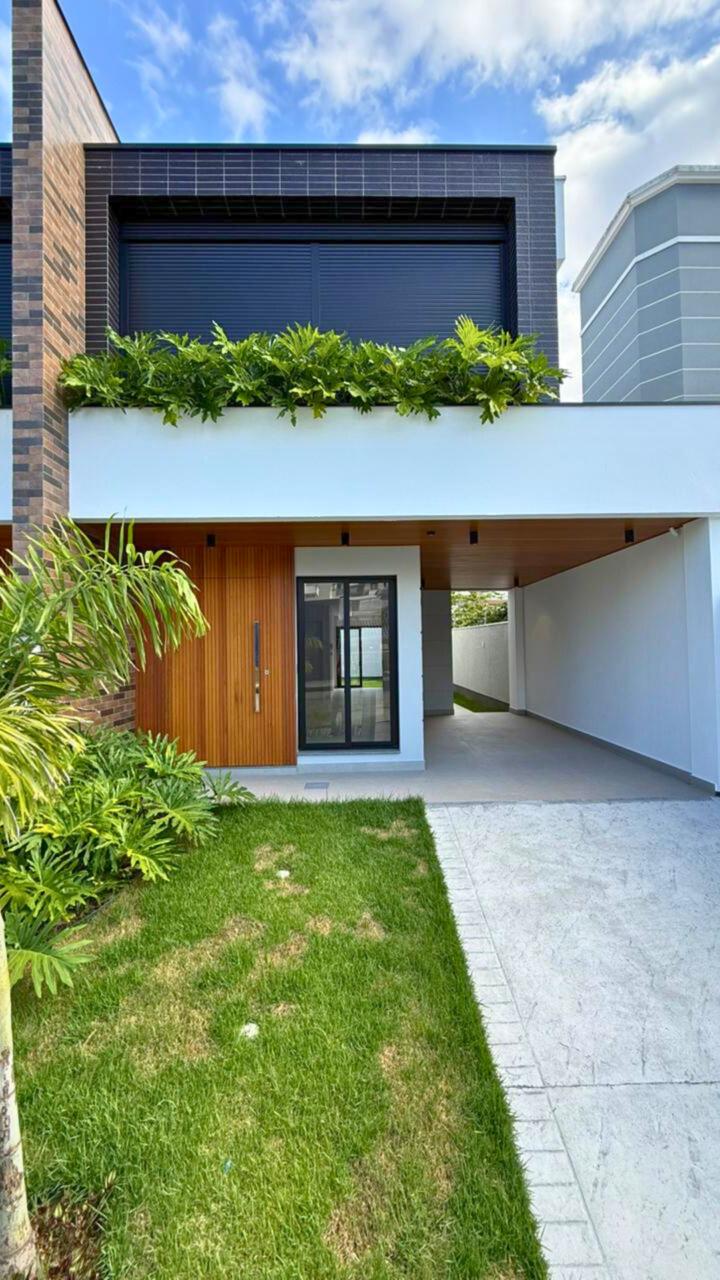 e785fbd1-7954-4561-89a2-29a201bfa095