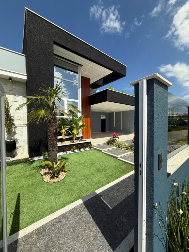 MODERNA - ESPAÇO GOURMET & PISCINA