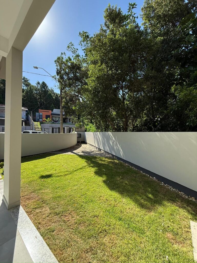 Foto 6 de Sobrado – Sozinho no terreno