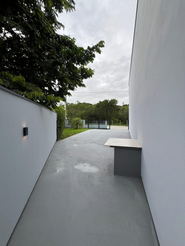 Foto 19 de Casa de frente para área verde com 3 dormitórios
