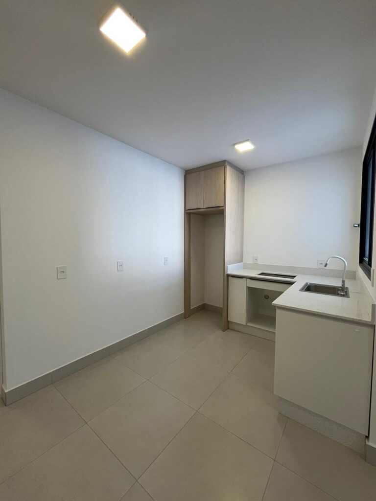 Foto 4 de Casa semi mobiliada com 2 dormitórios e garagem coberta