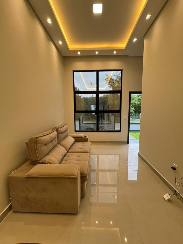 Foto 6 de Casa de frente para área verde com 3 dormitórios