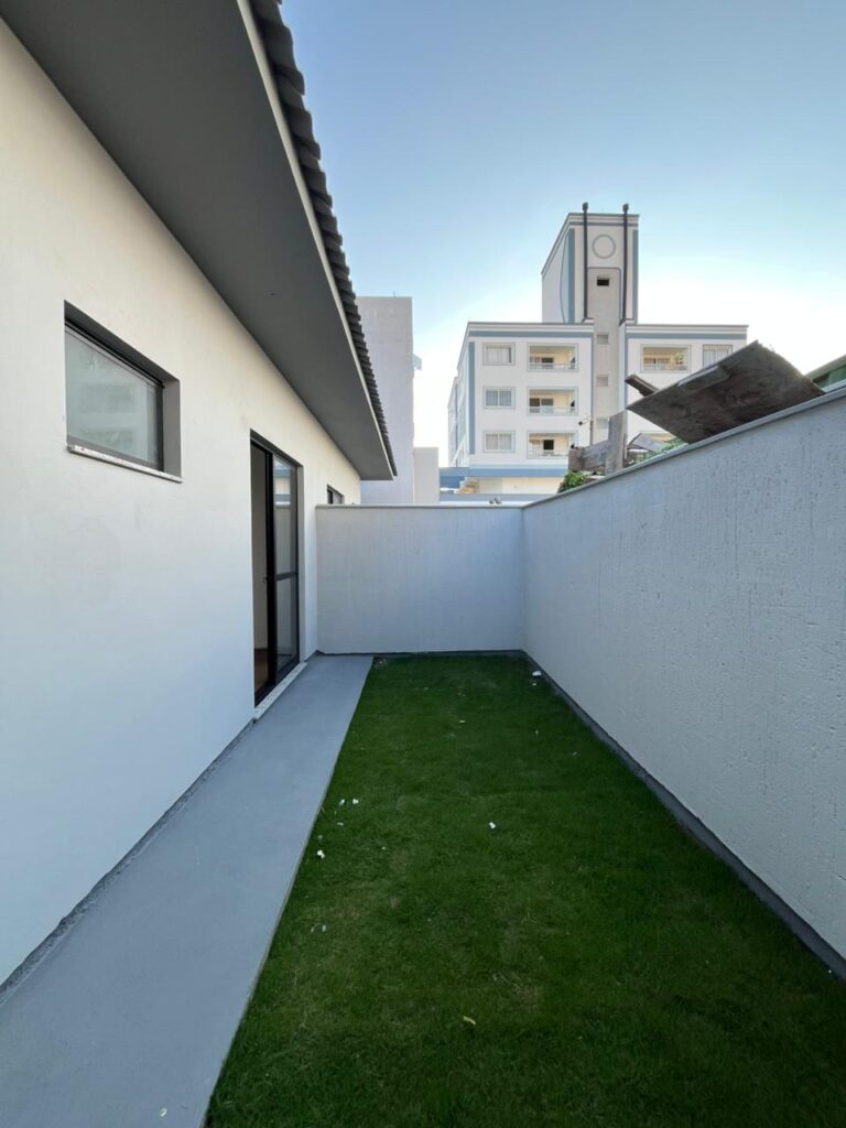 Foto 20 de Casa térrea com 3 dormitórios e churrasqueira