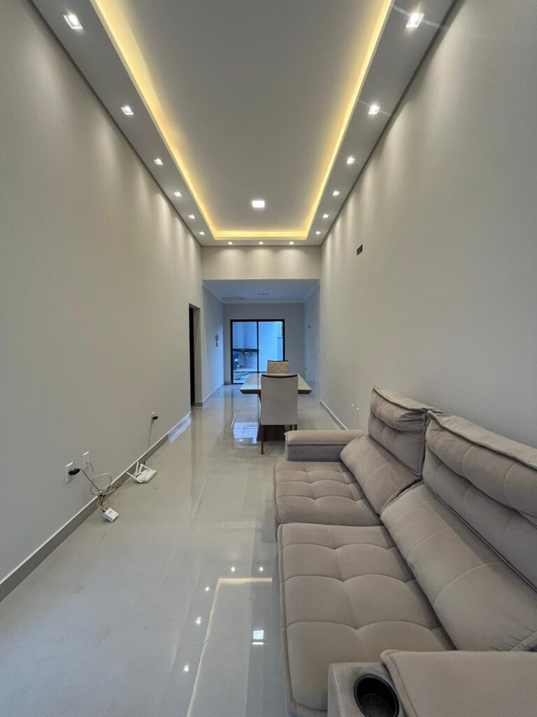 Foto 5 de Casa de frente para área verde com 3 dormitórios