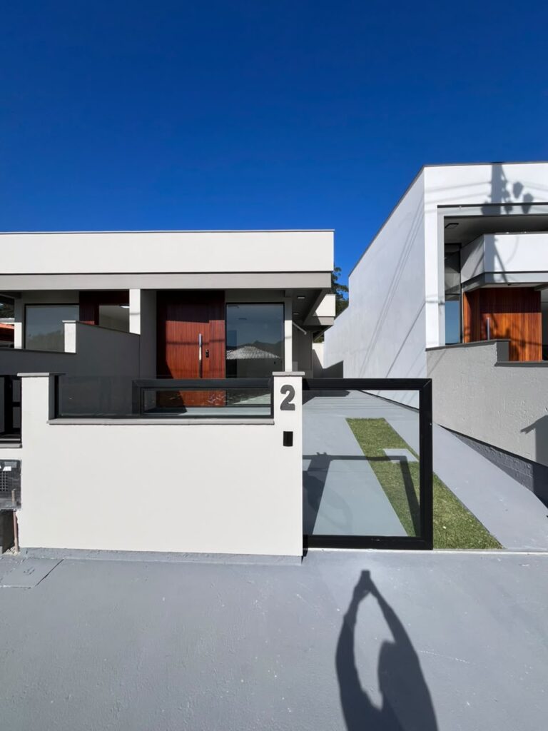 Casa geminada com espaço gourmet