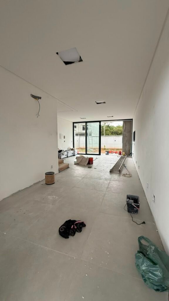 Foto 4 de Casa com ótimo espaço interno e piscina