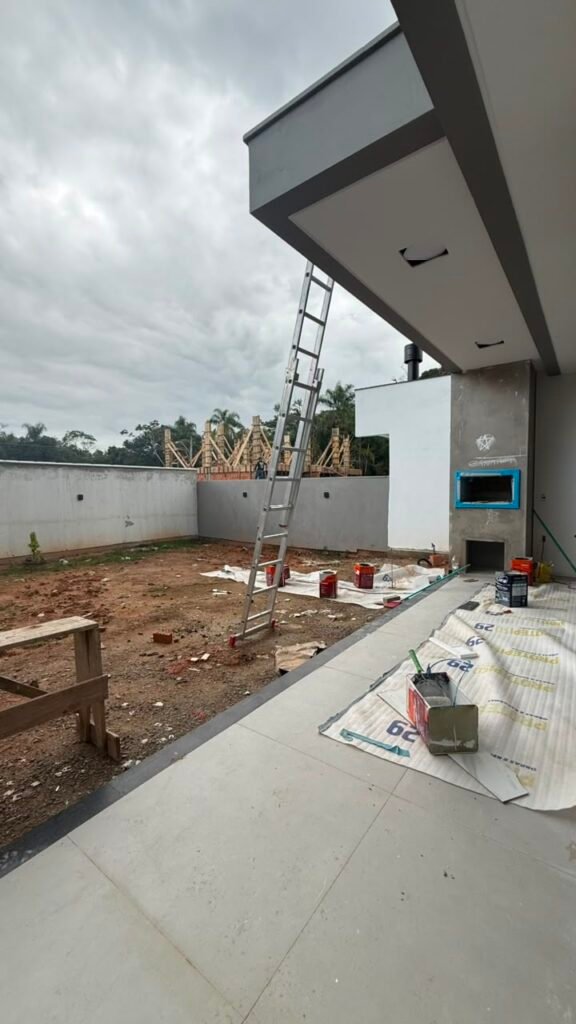 Foto 7 de Casa com ótimo espaço interno e piscina