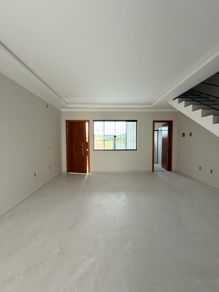 Foto 4 de Sobrado com área de churrasco e espaço de terreno
