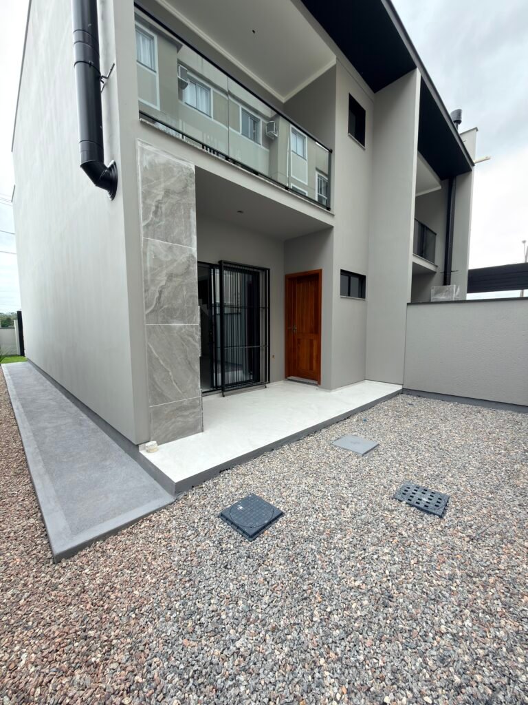 Foto 11 de Sobrado com área de churrasco e espaço de terreno