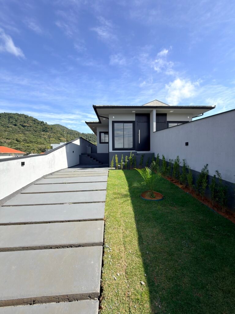 Foto 1 de Casa com 3 dormitórios e ótimo custo benefício