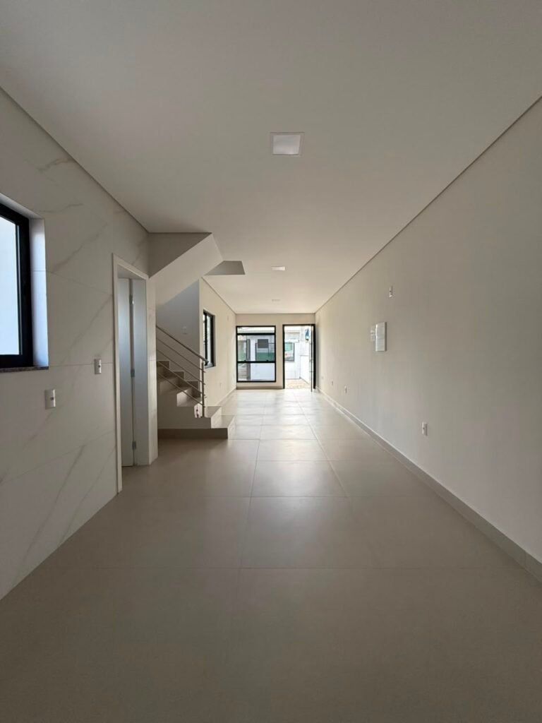 Foto 7 de Sobrado com muito espaço de terreno no Pagani