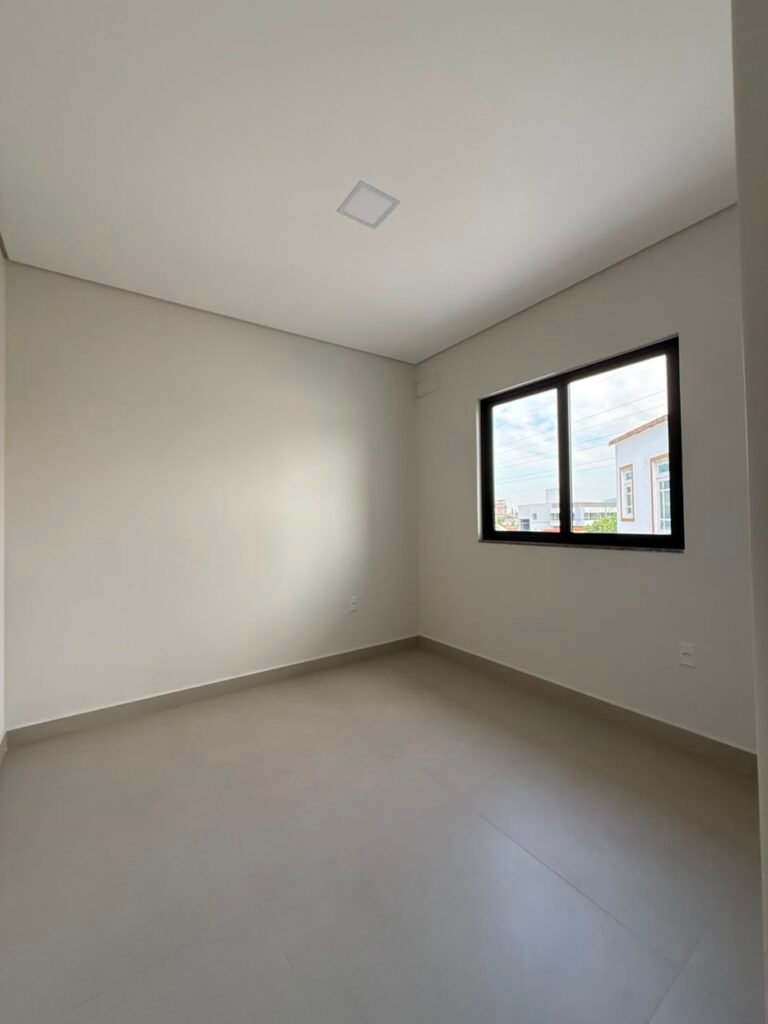 Foto 12 de Sobrado com muito espaço de terreno no Pagani