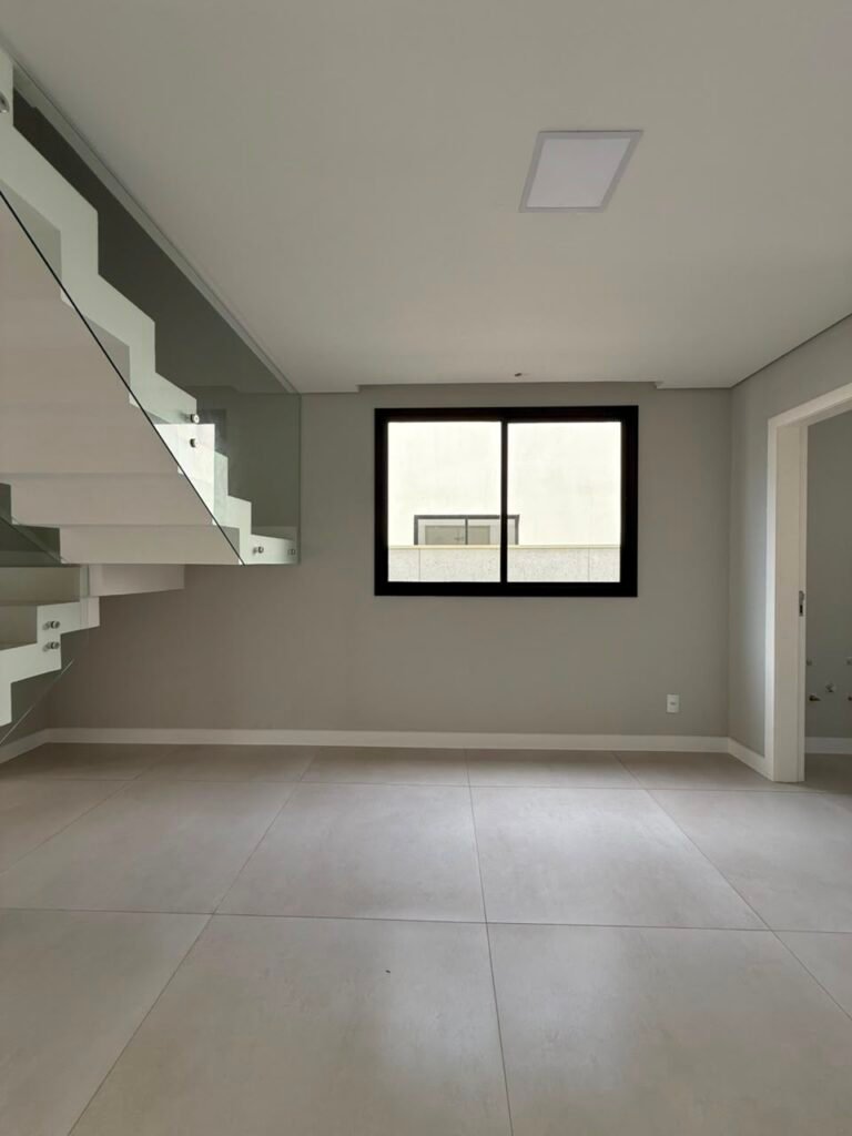 Foto 7 de Sobrado no Pagani com amplo espaço interno