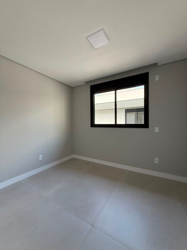 Foto 15 de Sobrado no Pagani com amplo espaço interno