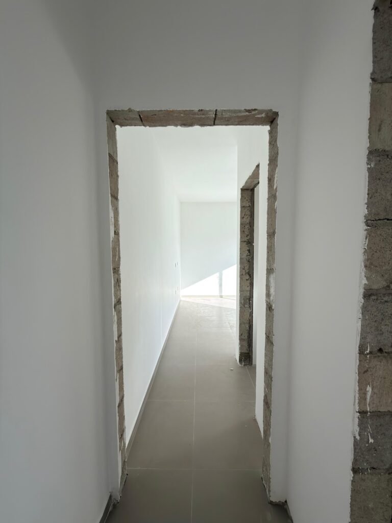 Foto 12 de Casa de esquina com muito espaço de terreno