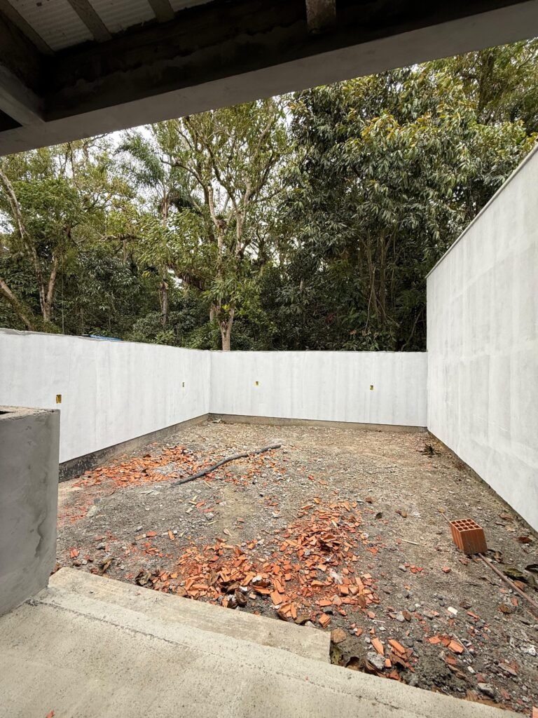 Foto 17 de Sobrado com ótima distribuição de planta e área verde nos fundos