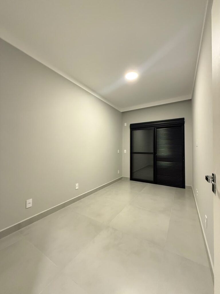 Foto 17 de Sobrado com ótimo padrão de acabamento