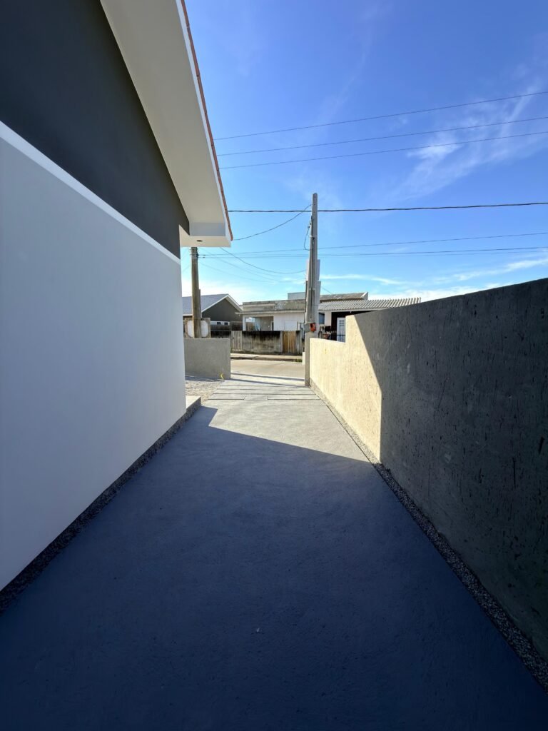 Foto 4 de Casa de esquina com muito espaço de terreno